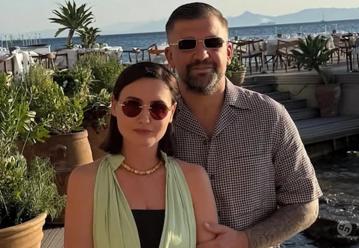 Баста и Елена Вакуленко-Пинская посетили пляжную вечеринку