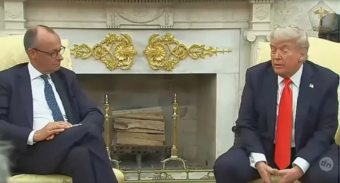 WSJ: Трамп узнал от канцлера ФРГ о решении главы Пентагона приостановить военную помощь Украине