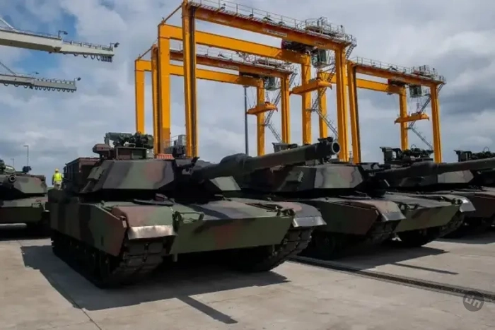 «Об этом вспомнили, подписав контракт»: Польша закупила американские танки Abrams, не имея возможности обслуживать их двигатели