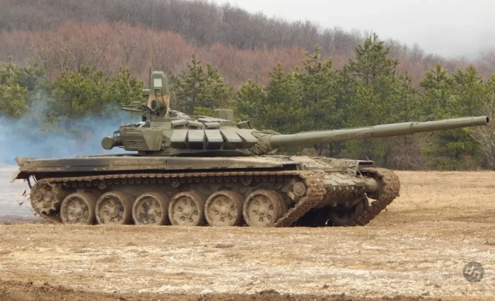 Экипаж российского танка продолжил выполнять боевую задачу после попаданий 24 FPV-дронов