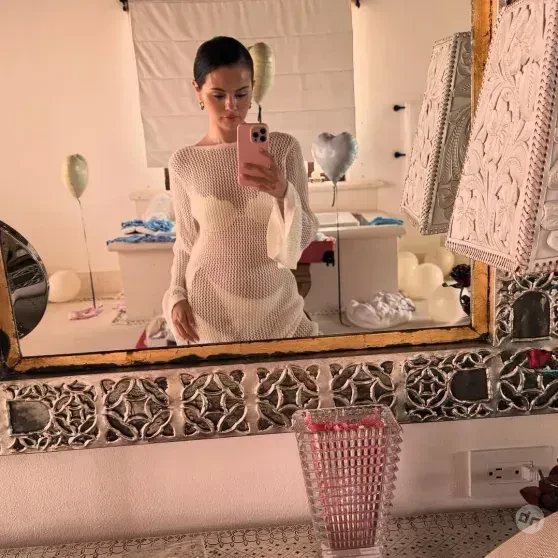 Похудевшая Селена Гомес снялась для обложки и прокомментировала травлю из-за веса