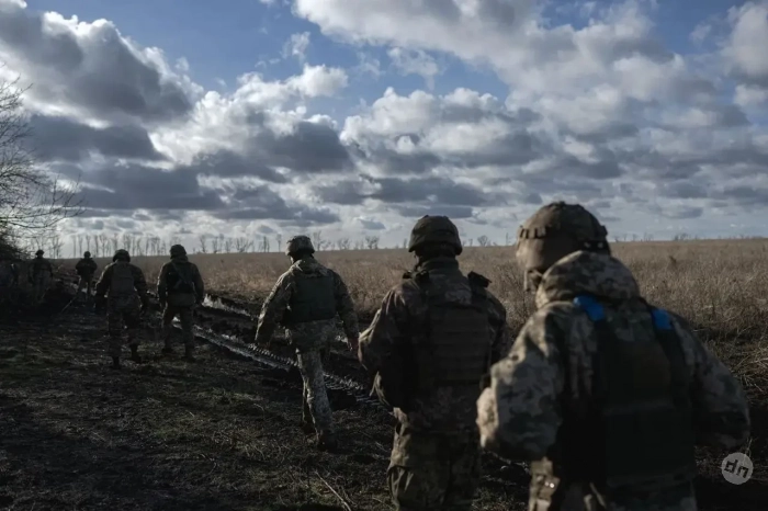 Офицер ВСУ предложил лишать уклонистов и дезертиров украинского гражданства