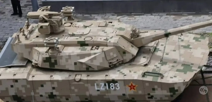 «Машина для городских боёв»: новый китайский средний танк LZI83