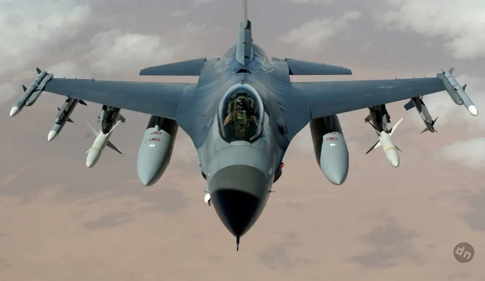 В Польше в жилой дом попала ракета F-16