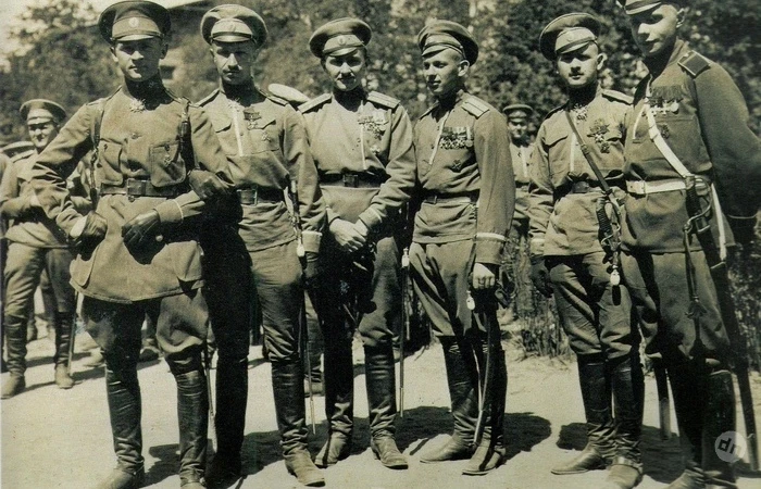 Сколько платили солдатам и офицерам Русской императорской армии