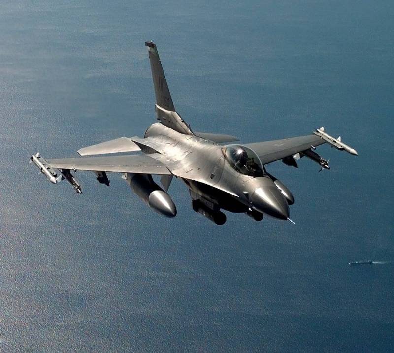 Какая премия за сбитый F16: разбор наград и вознаграждений