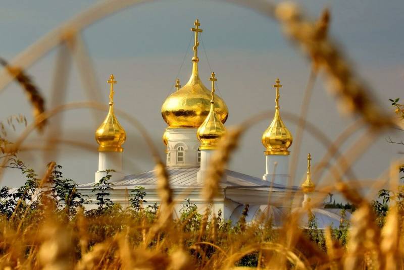 Международные, церковные и простые праздники 29 августа 2024 года